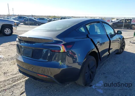 2024 Tesla Model 3 Rear-Wheel Drive из США, поврежденный, VIN 5YJ3E1EA1RF784449